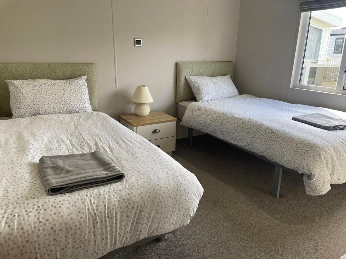 42 Woodland Walk Pevensey Bay Holiday Park Sleeps 6 Exterior foto